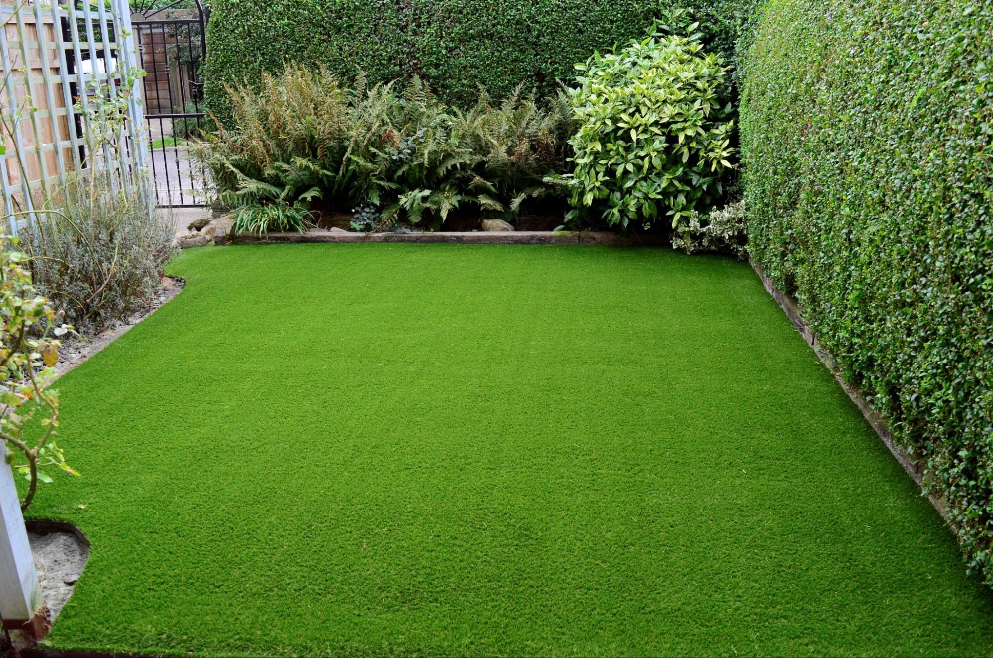 35mm Artificial Grass - 4m Wide - Image 2