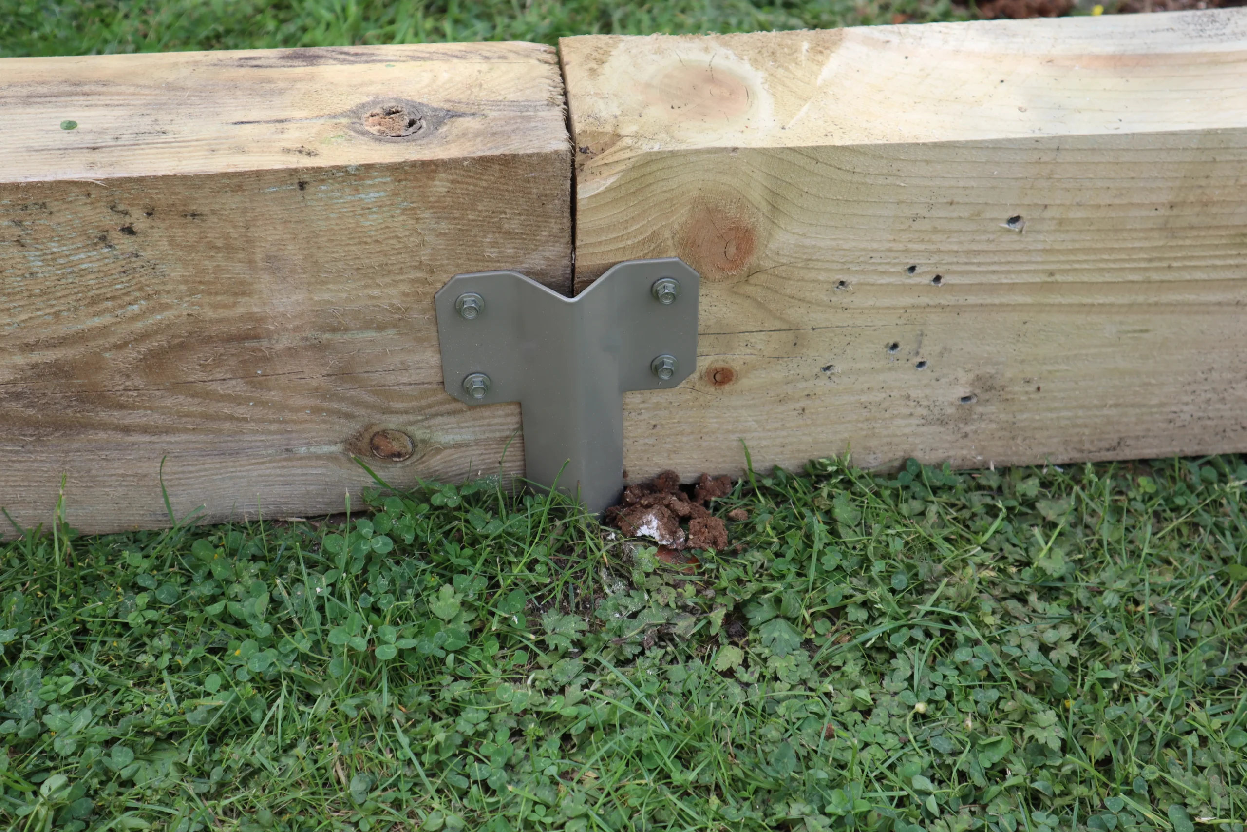 Single Sleeper Spikes - Galvanised - Image 2